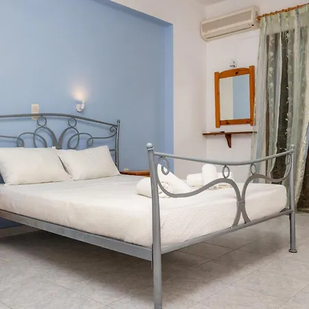 Depis Economy Apartament Naxos City