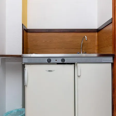 Depis Economy * Naxos City