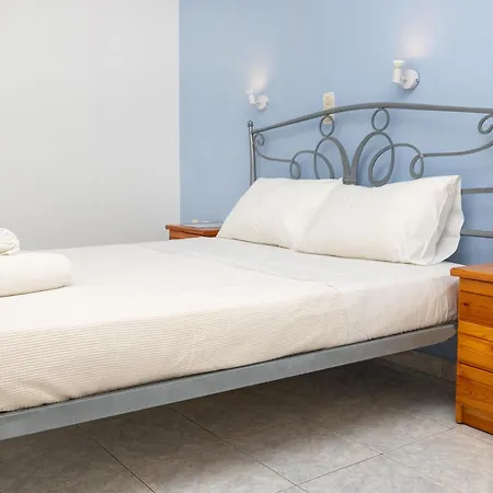 Апартаменты Depis Economy Naxos City