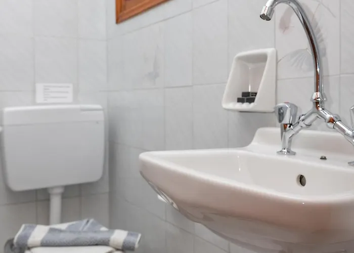 Apartman Depis Economy Naxos City